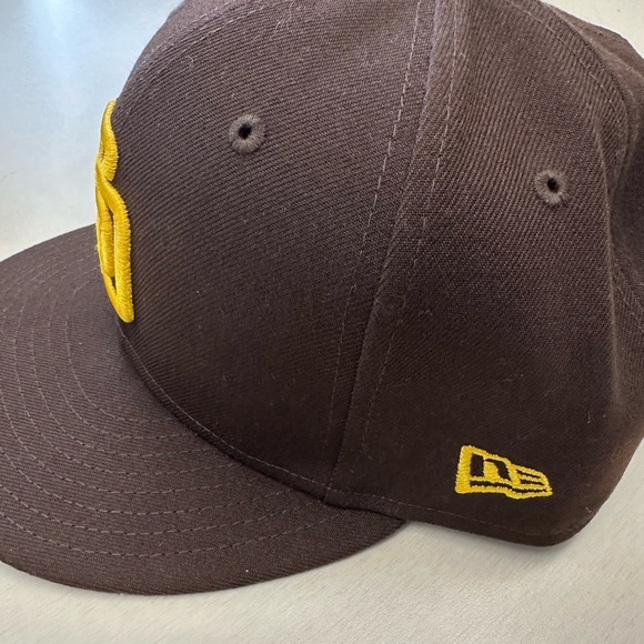 San Diego Padres Hat Cap Fitted Mens 7 3/8 Brown New Era 59Fifty On Field Mens - Picture 2 of 4